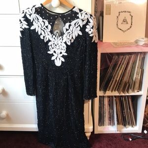 True Vintage Scala Black White Sequin Long Sleeve Cocktail Sheath Dress Designer